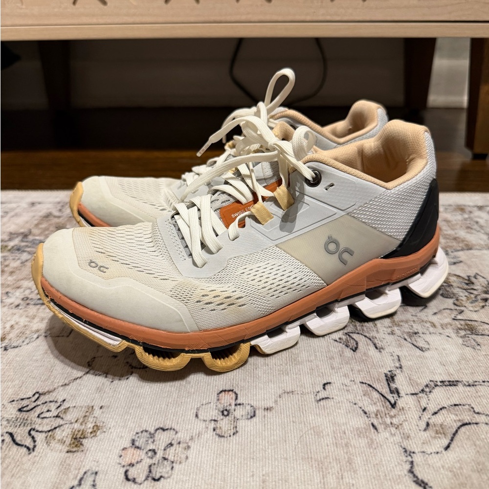 On Running Cloudace 2 size 8